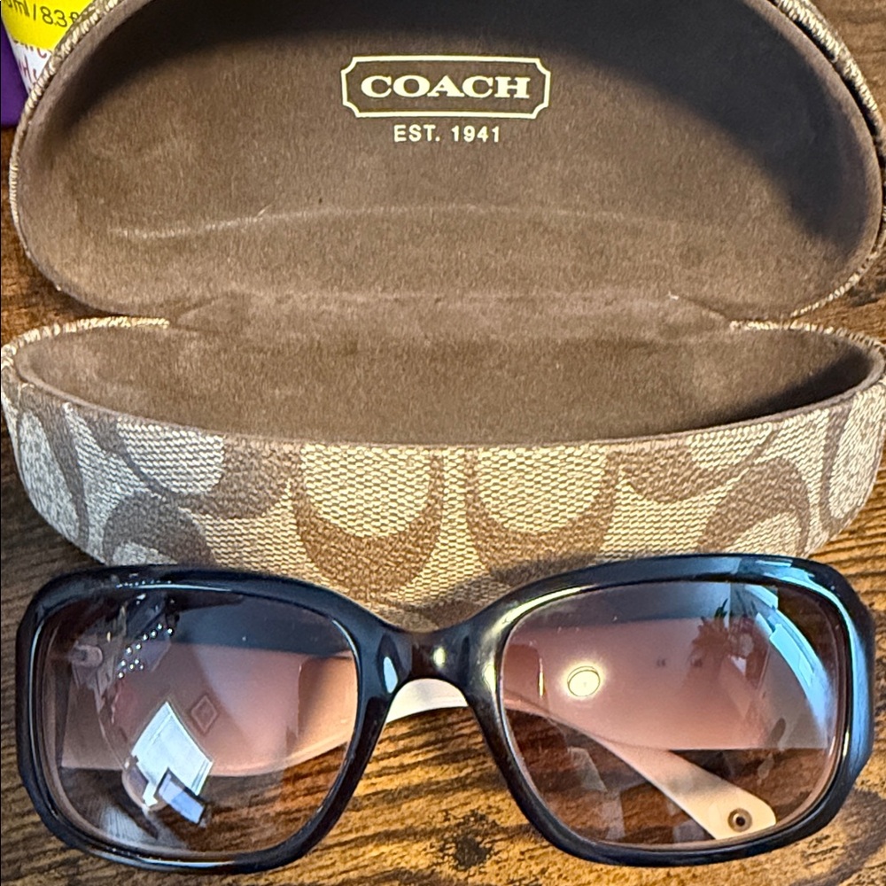 Coach Dark Brown Sunglasses with Patterned Case - Picture 5 of 6